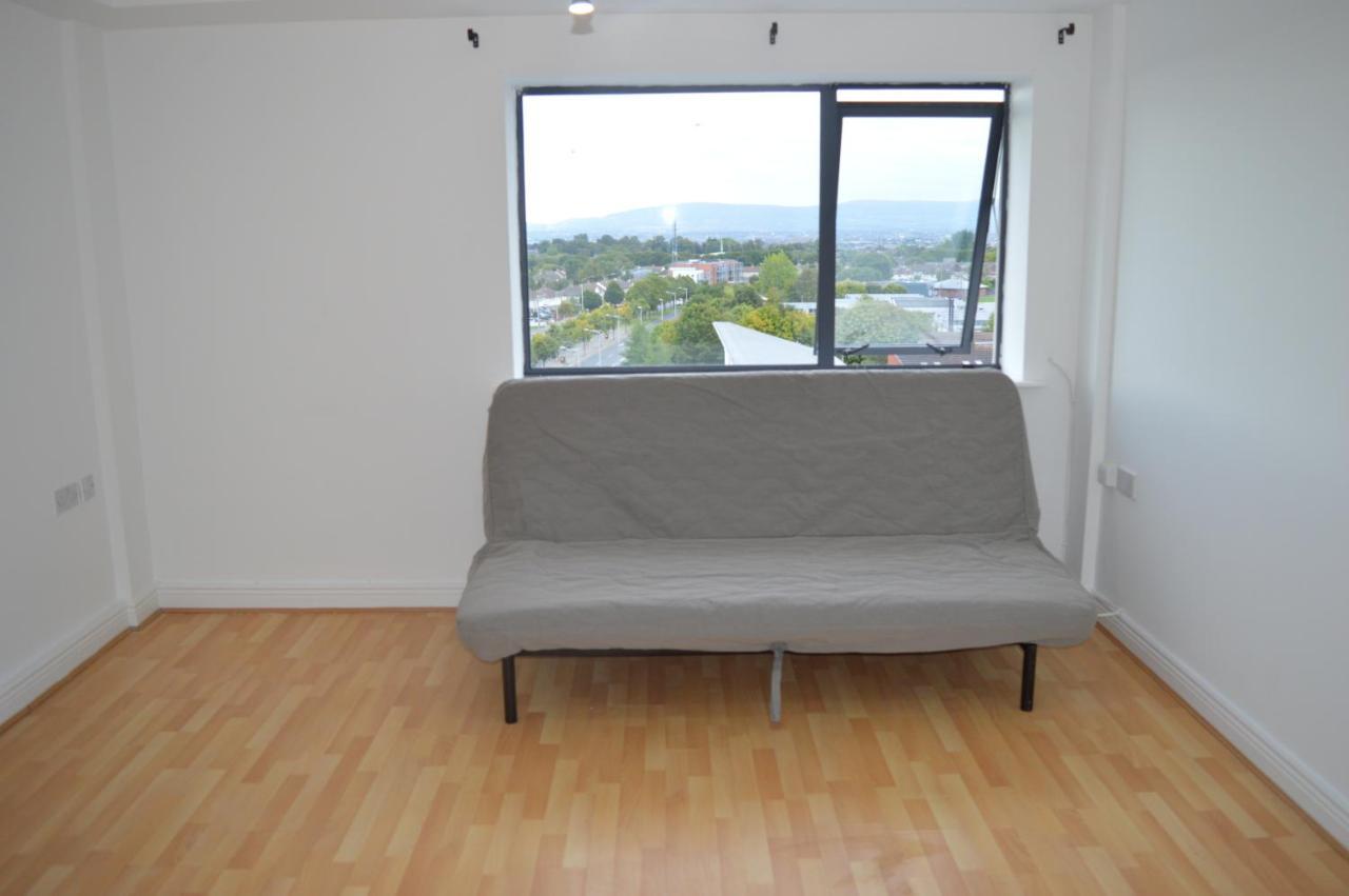 The Sentinel Tower Airport Apartments バリーマン、ダブリン エクステリア 写真