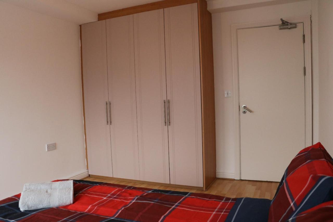 The Sentinel Tower Airport Apartments バリーマン、ダブリン エクステリア 写真